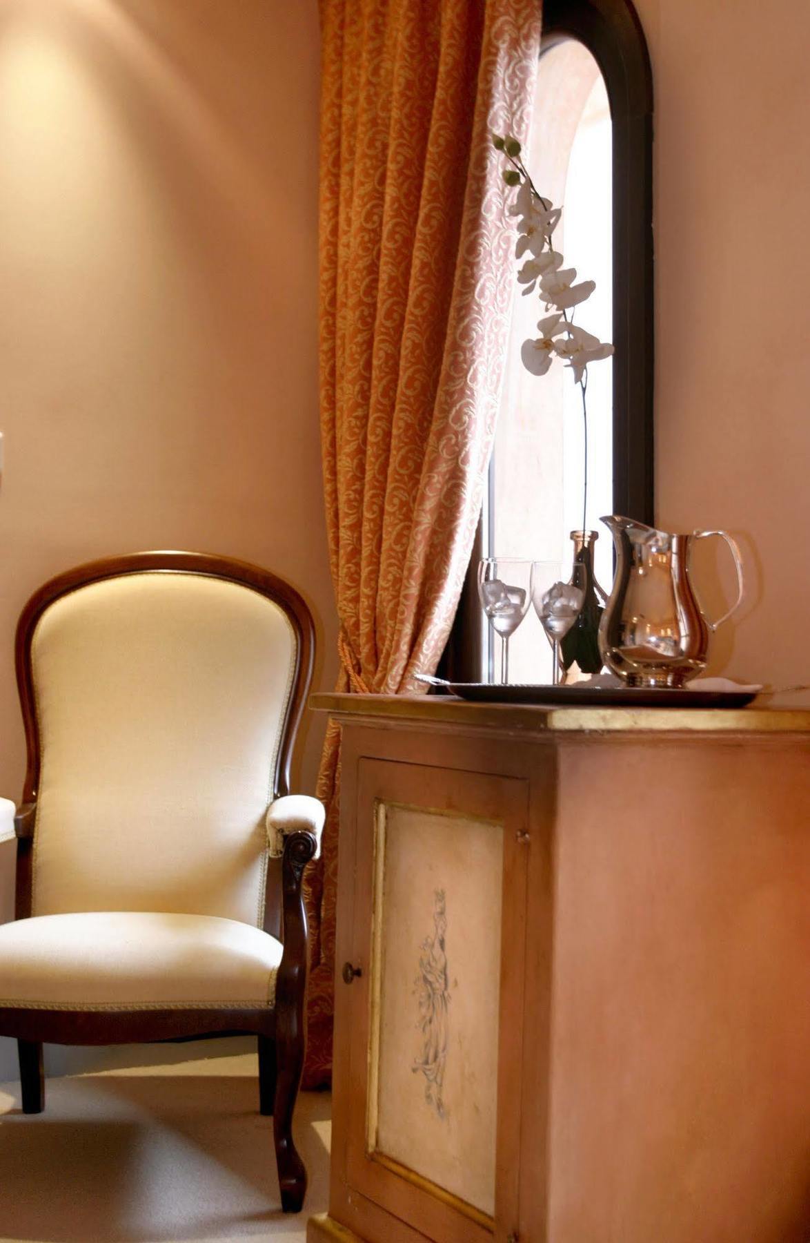 Le Convivial - Wine And Spa Experience Suites クシロカストロ エクステリア 写真